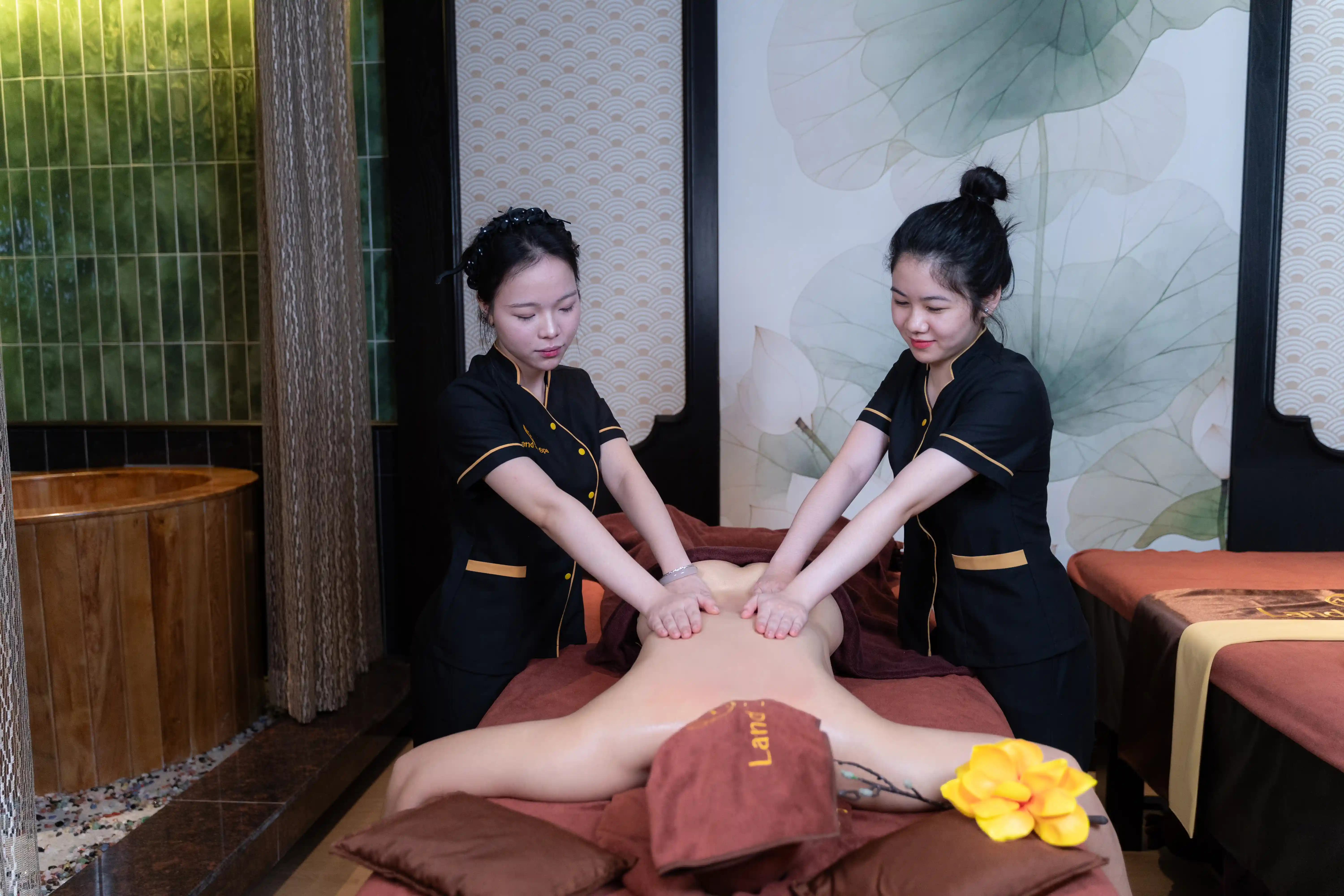What is a Full Body Massage? Benefits & Techniques at Land Zen Spa