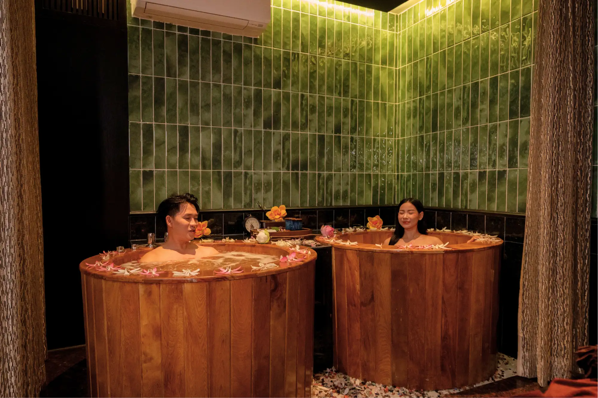 Combine aromatic bathing and professional massage for a relaxing wellness routine